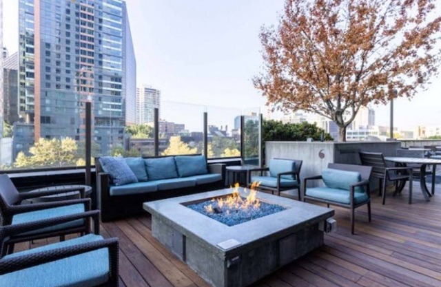 Serenity in the City: 1BR Condo at Via 6