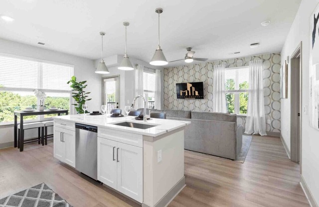 Serenity Living 5 Min From Downtown