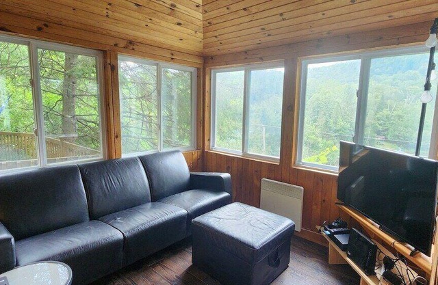 Serenity - Chalet en forêt au bord d'un lac