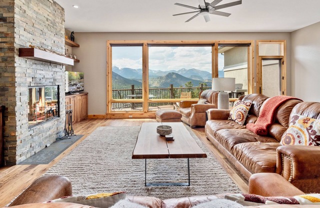 Serenity Vacation Home at Windcliff