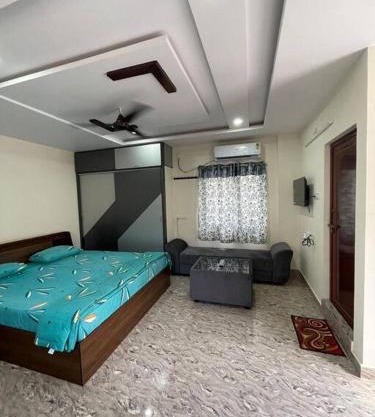 Servostay New Penthouse & Kitchen Near Beach with Parking