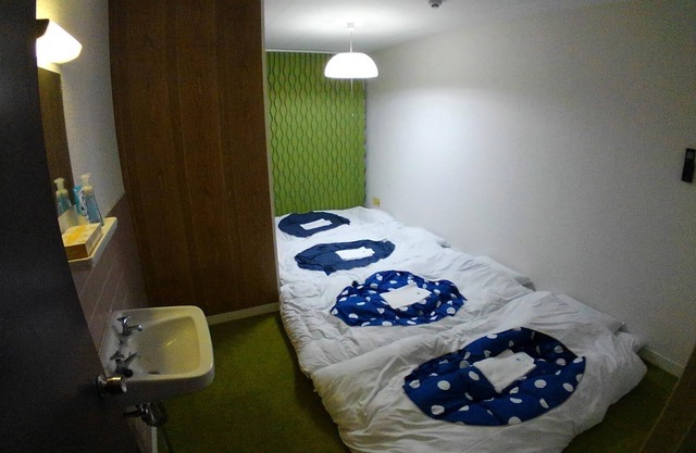 Setouchi Triennale Hotel 302 In Praise of Shadows / Takamatsu Kagawa