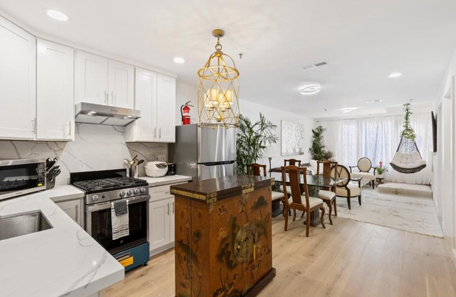 SF Newly Remodeled Charming 2bd With 100% Walking Score