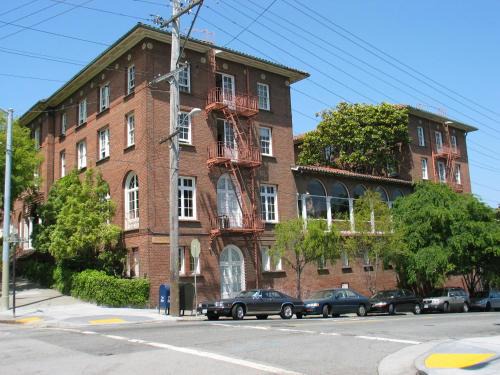 SF Zen Center Guestrooms