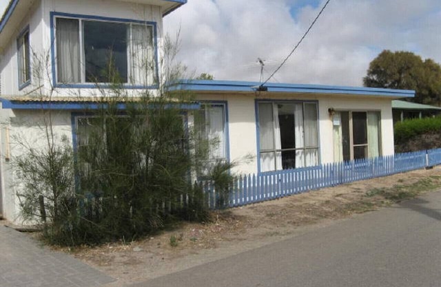 Shack 1345, Myponga Beach
