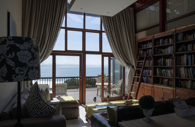 Shaloha Guesthouse on Supertubes