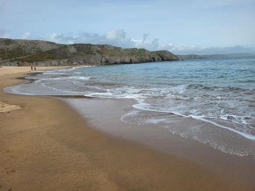Shalom, in Saundersfoot, near the sea