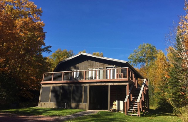 Grande maison familiale avec accès au lac Supérieur