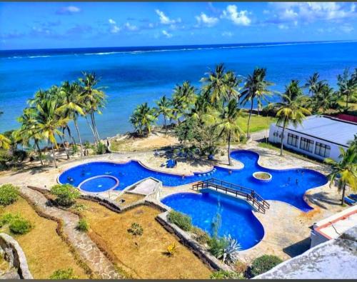 Shanzu Oceanfront Apartments, La Mera