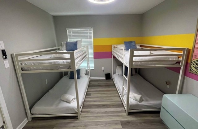 Shared bedroom with bunk beds in St. Petersburg with WiFi, AC