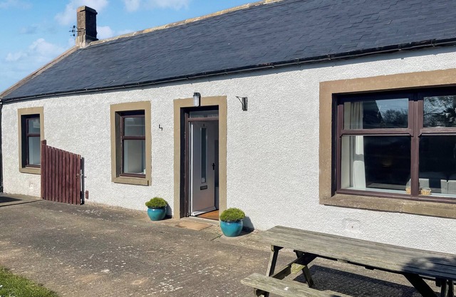 Shepherd's Cottage - UK48872
