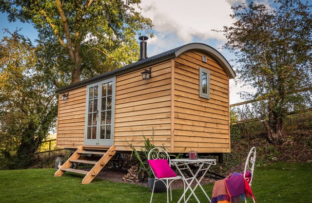 Shepherd's Hut paradis - une retraite confortable avec cuisine et salle de bains!