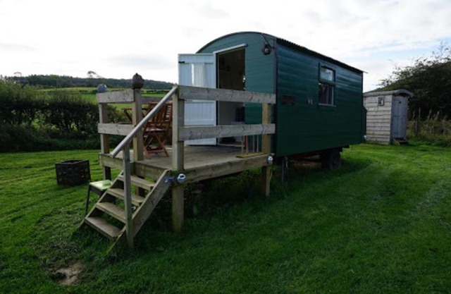 Shepherd's Hut Westcote