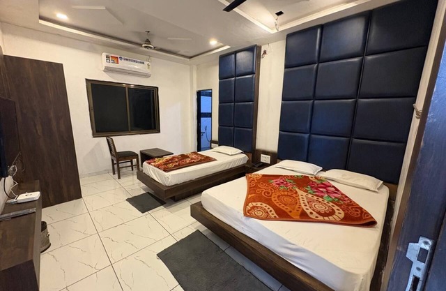 Shere Punjab Hotel & Restaurant