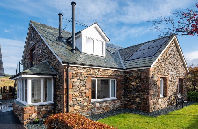 SHERRIFF, family friendly, with open fire in Penrith