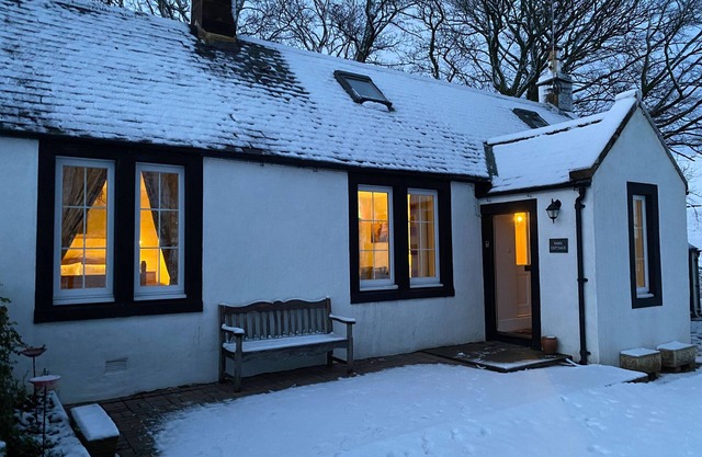 Shiel Cottage, THORNHILL