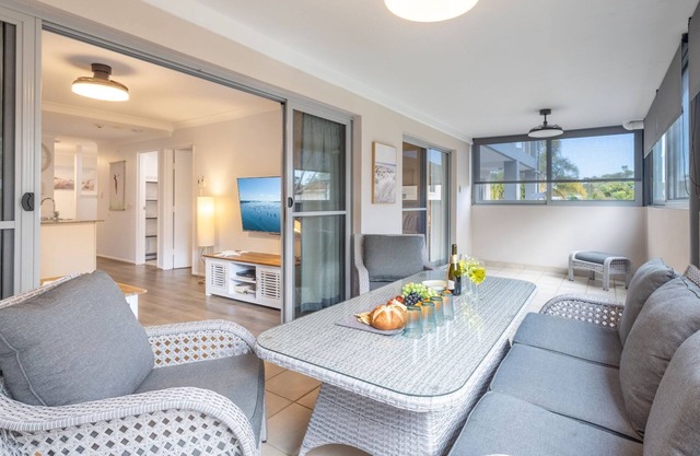 9 'Shoal Bay Beach Apartments' 2 Shoal Bay Road - climatisation et piscine complexe