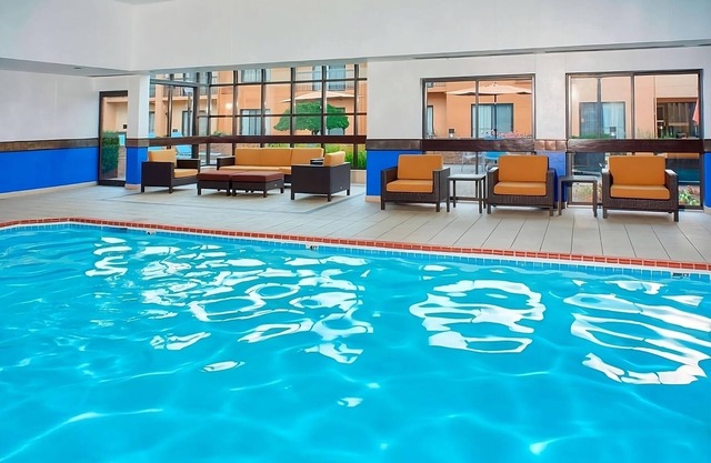 Short Distance From The Well Known Sites! 2 Lovely Units, Pool, Parking!