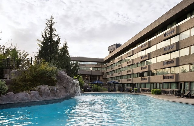Short Drive to Spokane Convention Center! Outdoor Pool, Pets Are Welcome!