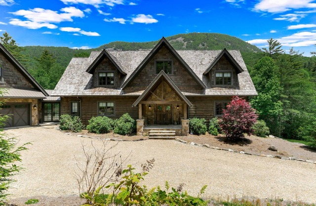 Shortoff Mountain View | Luxury Home Minutes From Downtown With Great View Of Shortoff Mountain