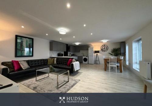 Shrewsbury Townhouse with 3 En-suites