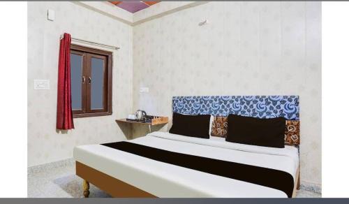 Shri LADDU GOPAL GUEST HOUSE