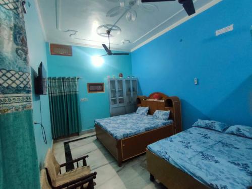 Shyam Homestay Front Room With Private Bathroom