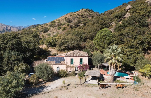 Oasis de paix avec piscine et vue panoramique