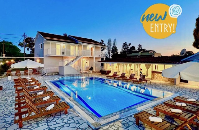 Sidari Beach Villa with private pool by DadoVillas
