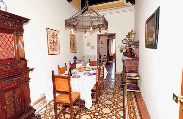SIENA MEDIEVALE - Trois Chambres Appartement, Couchages 6