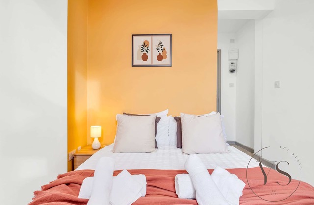 Sienna Studio A - Netflix, Wi-Fi, Alton Towers