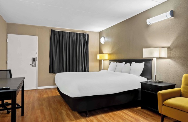 Signature Inn Danville