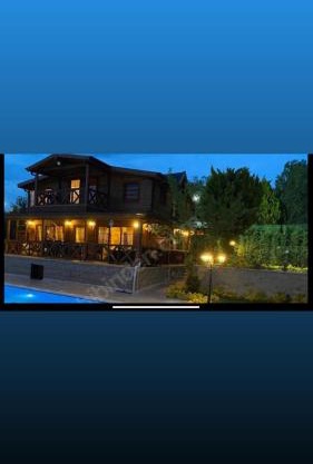 Sile ahşap havuzlu villa