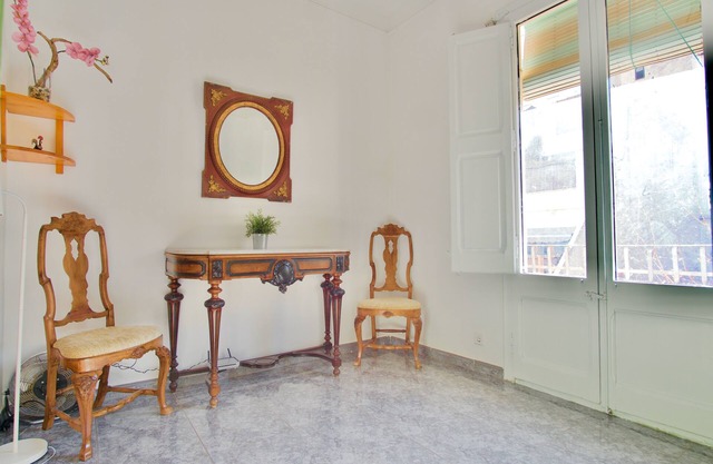 Appartement silencieux à Gracia à 10 minutes à pied de la Sagrada Familia!