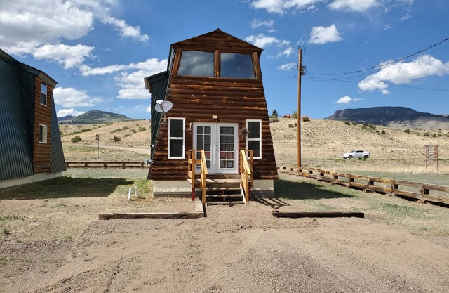 Cabine cinq - 2 chambres à Creed, Colorado