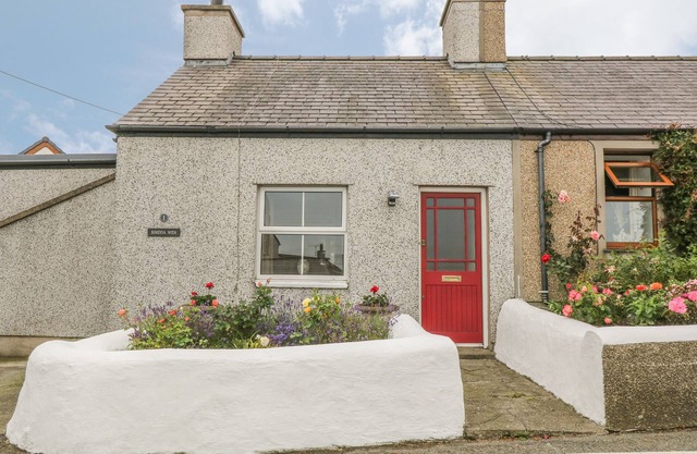 Simdda Wen Cottage, LLANFAETHLU