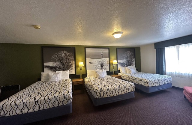 Simple Rewards Inn