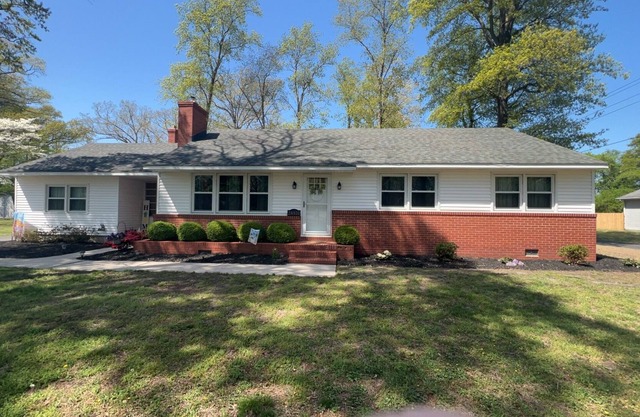 Single family home located in rural dagsboro delaware close to MD & DE beaches.