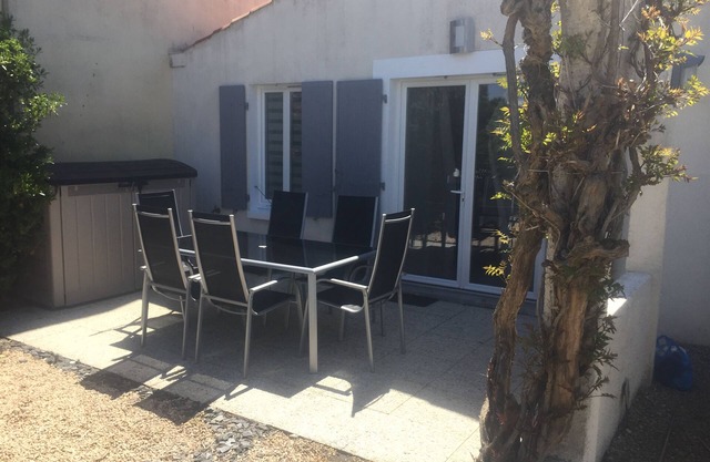 Maison plain pied terrasse 400 m de la plage proche Royan Pointe de Valliére