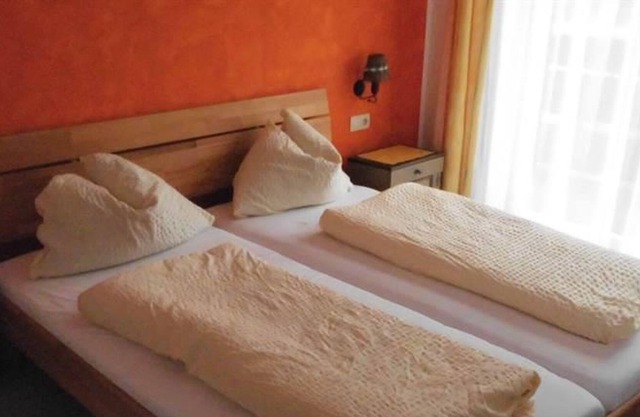 Chambre simple avec douche, WC - Pension Seiwald