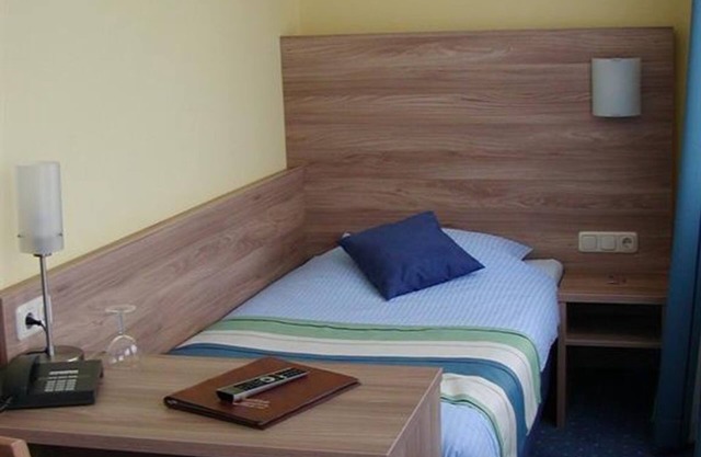 Chambre simple confort douche / WC - Hotel Schlossblick
