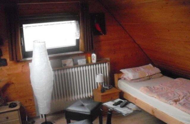 Chambre simple, douche, toilette - Winzerhaus Haas-Lenz