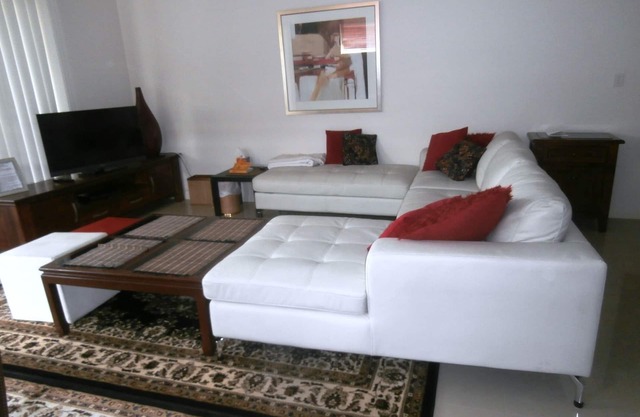 Maison de luxe de plain-pied Super emplacement calme 1. 3 km à pied de Jetty Rd Shopping