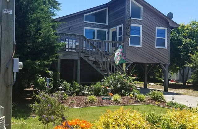 Siren Sound, un charmant chalet de plage OBX dans un emplacement parfait sur la plage
