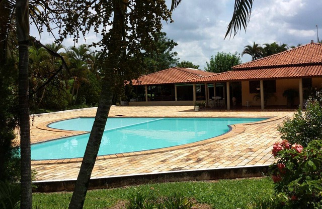 Site de loisirs et de repos - Magnifique piscine, barbecue et lacs