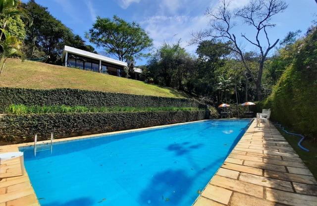 Sitio con vista panorámica de la selva atlántica y las montañas, a 10 minutos del centro
