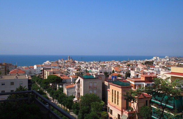 SITGES: Terraza con magnificas vistas y piscina.