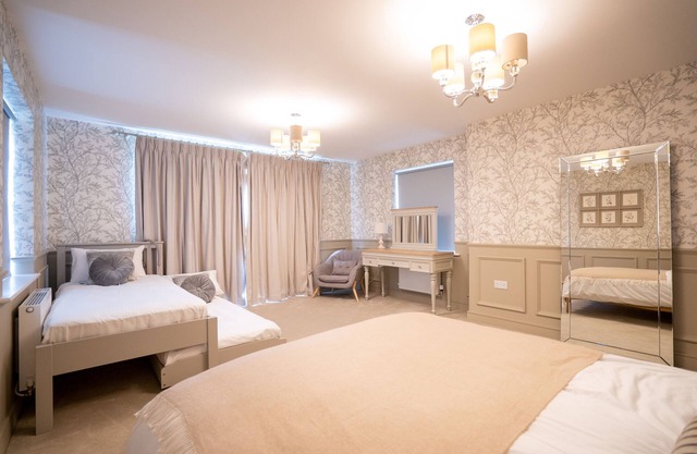 Maison individuelle neuve de six chambres à coucher à Bicester