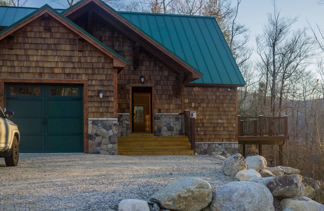 Ski House 3 minutes to lifts Sunday River Slope Views
