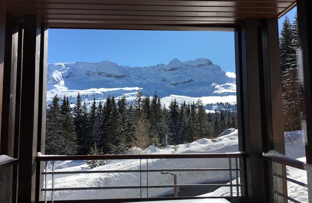Ski in ski out apartment 1700 m Flaine Haute Savoie
